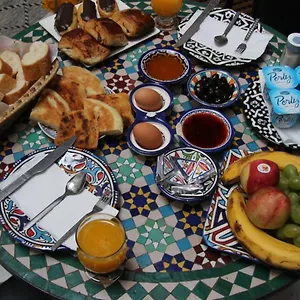 Medina Sky بيت ضيافة