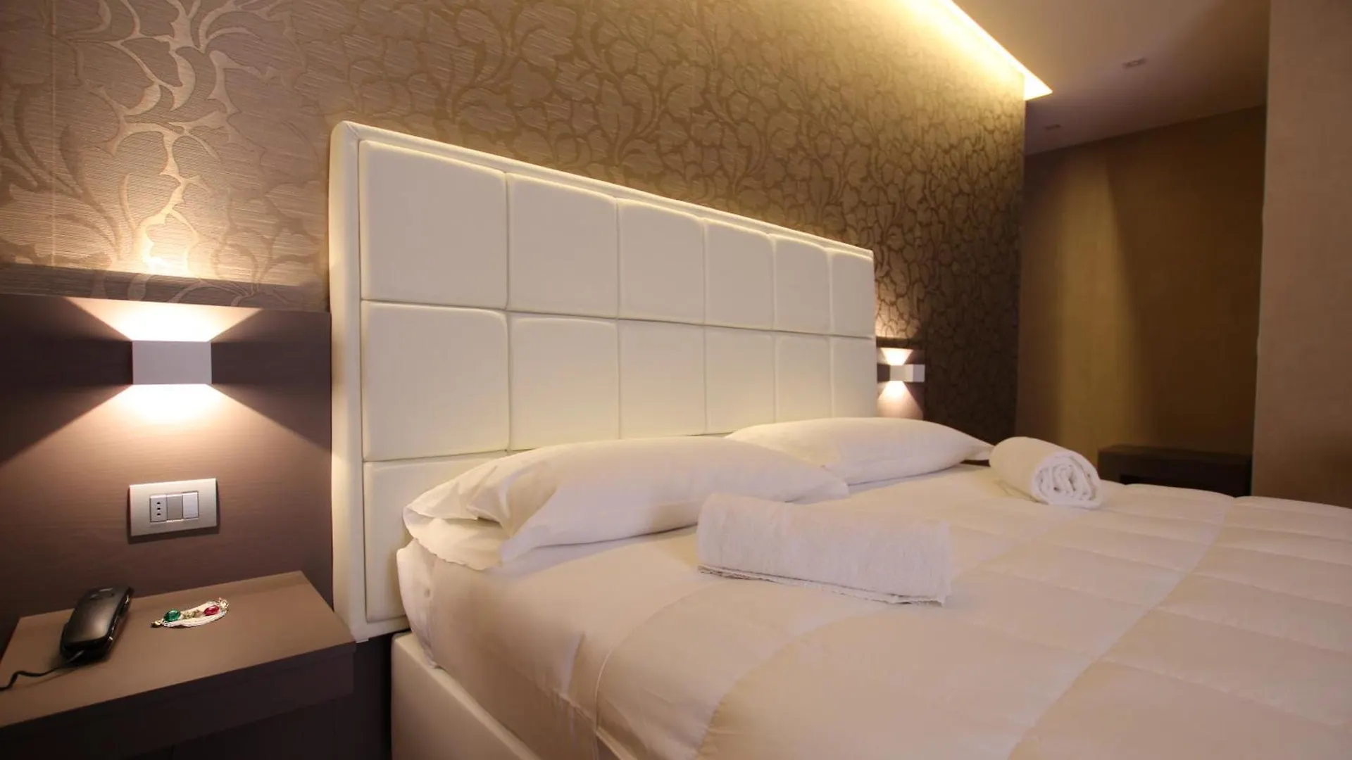 Mokinba Hotels Baviera Milan